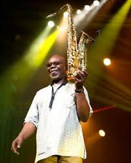 Coronavirus, morto il jazzista Manu Dibango