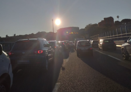 Coronavirus a Napoli, torna il traffico in Tangenziale