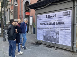 Free Assange Napoli, appello al sindaco: gli dia la cittadinanza onoraria