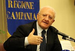 PA nuovo piano del lavoro, De Luca: "Servono 300mila giovani. No bonus e parassitismo".