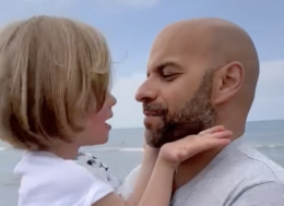 Luca Trapanese: mia figlia down derisa in spiaggia