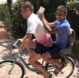Insigne si diverte in vacanza con Cassano