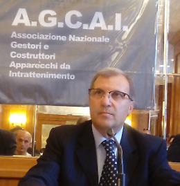 Ludopatia, stop alle sale vlt in Italia