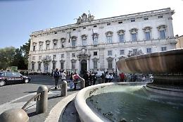 Consulta: non bastano 286 euro di pensione agli invalidi per vivere