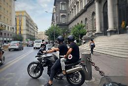 Corso Umberto I, arrestato rapinatore