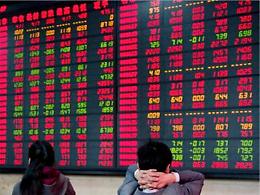 Asia, Borse nel panico: Shanghai crolla a -8,5%
