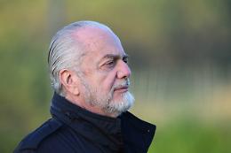 De Laurentiis manda un messaggio ai giocatori: "Ripartiamo da Bologna"