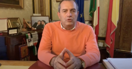 De Magistris: «Notte buia, in caso di lockdown serve sostegno»