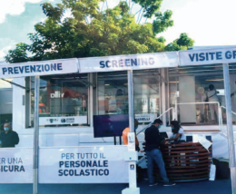 Scuola in Campania, per screening prenotazioni con app e sul web