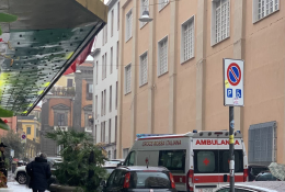 Medico morto in hotel a Napoli, disposta l'autopsia: porta chiusa dall'interno