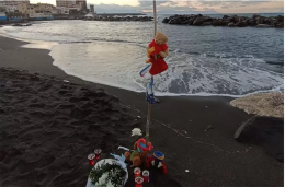 Bimbo ucciso a Torre Del Greco, la mamma resta in carcere