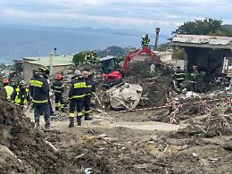 Frana a Ischia, al via il dragaggio del porto di Casamicciola
