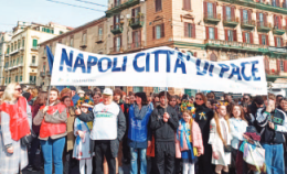 L’urlo di Napoli per la pace