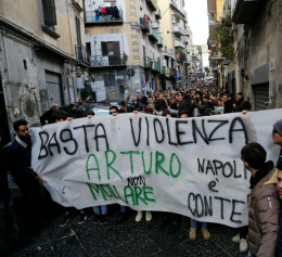 Arturo accoltellato in via Foria, acquista perizia sul cellulare di un 13enne