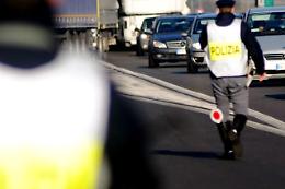 Intestazione fittizia di 633 auto: due denunciati