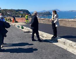 Via Manzoni, proseguono i lavori di messa in sicurezza