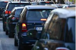 Auto benzina e diesel oltre il 2035, c'è l'accordo Germania-Ue