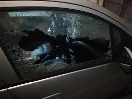 «Distrutte 7 auto in raid vandalico a Ponticelli»