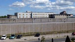 Carcere, detenuto aggredisce e ferisce tre agenti ad Ariano Irpino