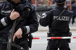 Germania, attacco con il coltello: 3 morti e 6 feriti