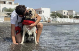 Pedalò affonda a Palinuro, 5 ragazzi salvati dai cani bagnino