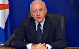 Coronavirus, De Luca: a casa entro le 23. Le scuole restano chiuse, al vaglio misure per i giorni dei Defunti