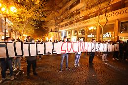 No a chiusure, corteo e protesta al Vomero