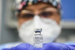 Covid, «con altri vaccini immunità di gregge prima dell'estate»