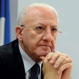 Corte dei Conti condanna De Luca: deve risarcire 100mila euro
