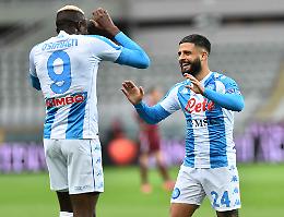 Napoli spumeggiante, granata annichiliti: gli azzurri espugnano Torino e conquistano il terzo posto