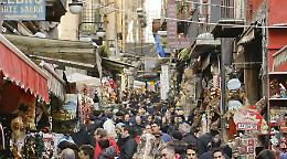 San Gregorio Armeno via al senso unico pedonale
