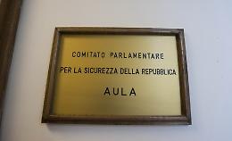 Allarme Copasir: fake news sull'Italia per destabilizzare