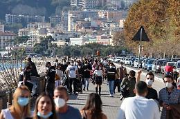 Covid oggi Italia, report Gimbe: netto calo contagi, ricoveri e morti