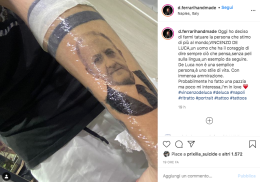 Il governatore De Luca “diventa" un tatuaggio