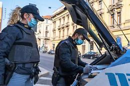 Ladri dalle fogne al caveau della banca: furto da 140mila euro a Salerno
