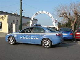 Capri, furto in una boutique: arrestata coppia di ladri