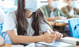 Covid a Napoli, liceo chiude per studente positivo