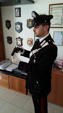 Tre minori rapinano la city car a un coetaneo, bloccati
