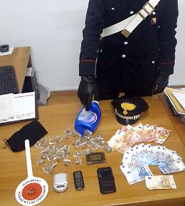 Casalinga arrestata: aveva la droga al posto del detersivo 
