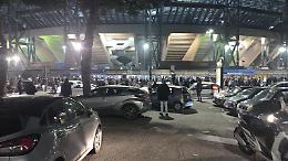 Striscione al Maschio Angioino, dai social il tam tam per una fiaccolata