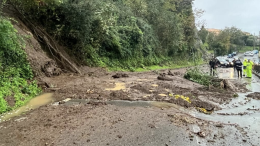 Frana a Sorrento, feriti due vigili e un tecnico comunale