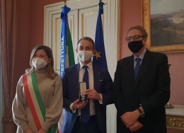 Medaglia d'onore a 32 internati nel lager: c'è il papà di Costa