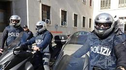 Tentano truffa del pacco ad anziano, arrestati dai Falchi