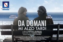 “Da domani mi alzo tardi", film sulla vita di Massimo Troisi