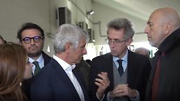 Il ministro Abodi al Polifunzionale di Soccavo: «Palestre presidio di legalità»