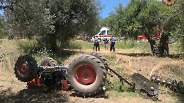 Tragedia in Irpinia, muore a 13 anni schiacciato da un trattore