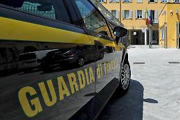 Liquami smaltiti illecitamente, denunciate due aziende agricole a Salerno