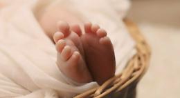 Corte costituzionale: ai figli il cognome di entrambi i genitori