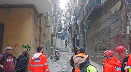 Fuga di gas, crolla facciata di un palazzo