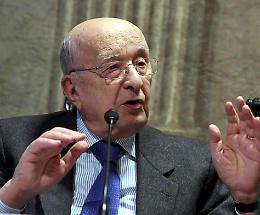 De Mita, nella bara un mazzo di carte napoletane